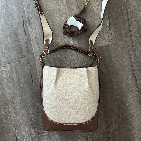 Zara Elegant Tan and Cream Women's mini bucket Bag NWT - Picture 3 of 4